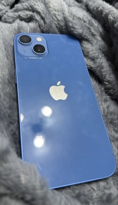 Продам айфон 13 срочно