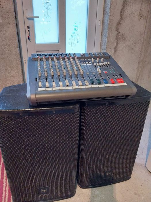 Vând dynacord 600-2 cu 2 boxe ev elx112 nr de telefon