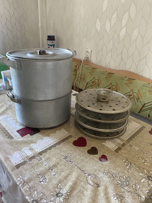 Продам мантоварку, чаиник.