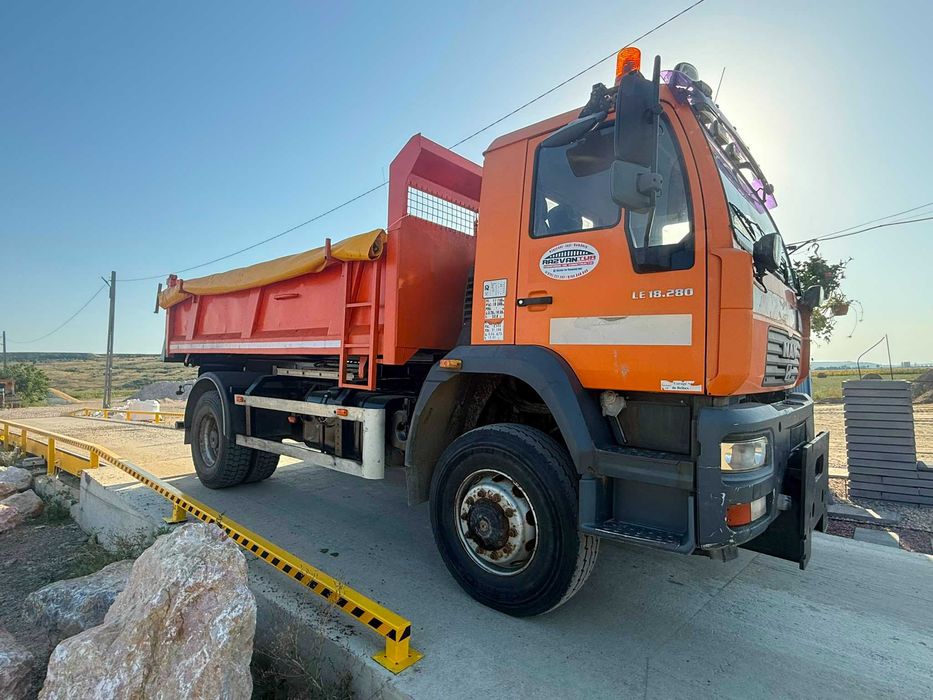 MAN LE 18.280 4x4 Basculanta 2004 – 262.500 KM Certificati – Lama Sararita
