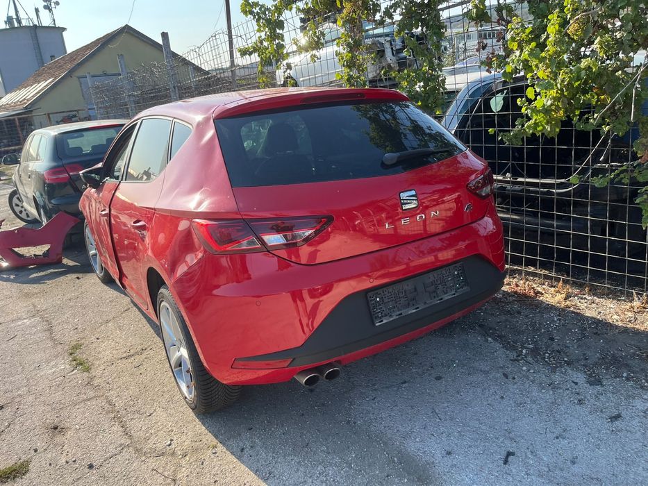На части Seat Leon 5F  FR 1.4tsi 122 кс 1.4tfsi 2017год ръчка Сеат Леон Фр 92kw патерица отлично състояние н