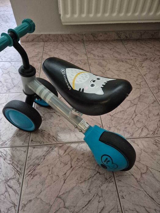 Детски дървен куб и баланс колело