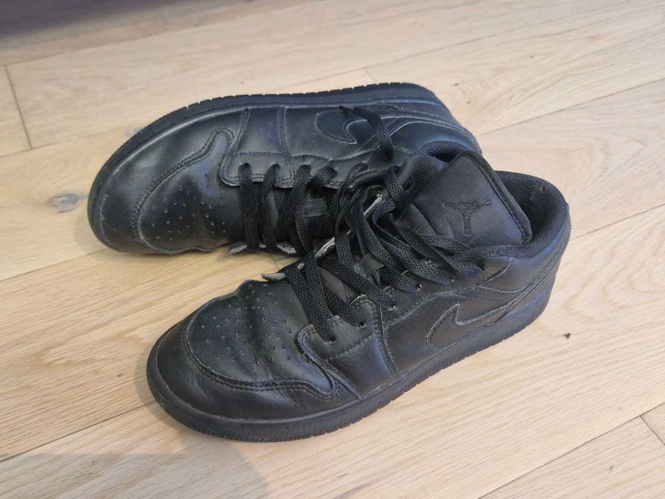 Pantofi Nike AIR JORDAN integral piele naturala, marimea 38.5.