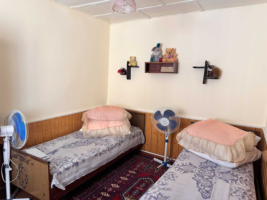 Двор, дом, ховли сотилади, срочно