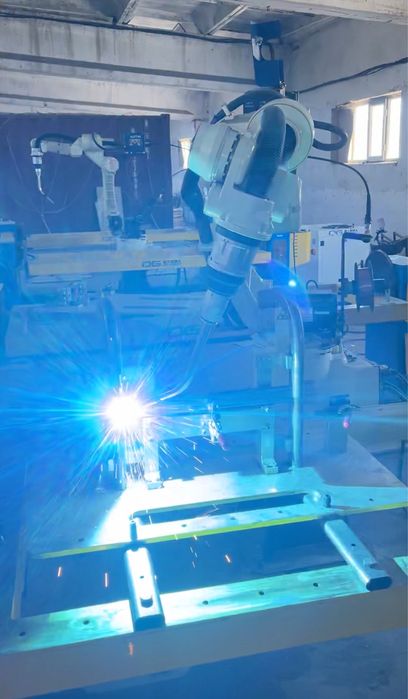 роботизированный сварка аппарат