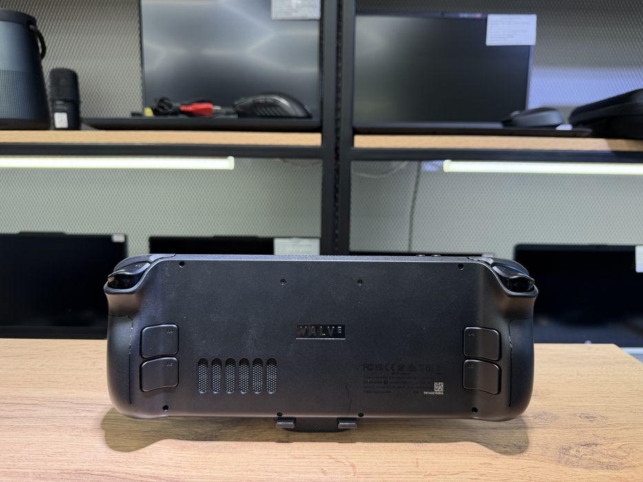 Приставка Valve Steam Deck, 256 GB, черный, 2467/А10