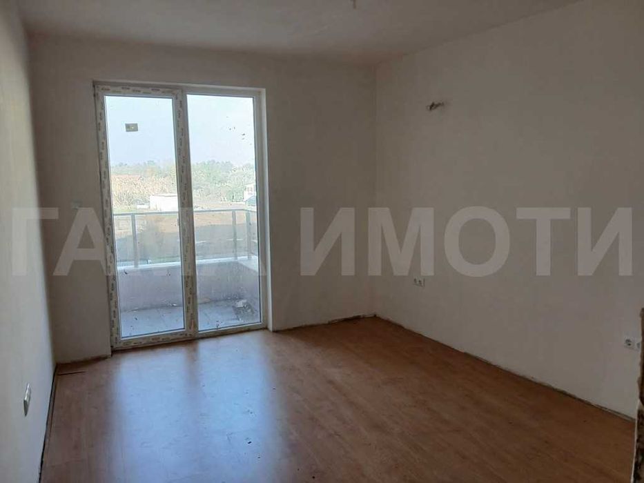 Двустаен апартамент, на 150 метра от южния плаж в гр. Поморие