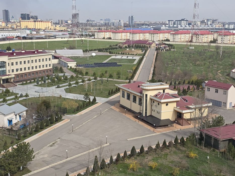 Продается квартира 150 кв м. в центре. 7 минут от сквера.