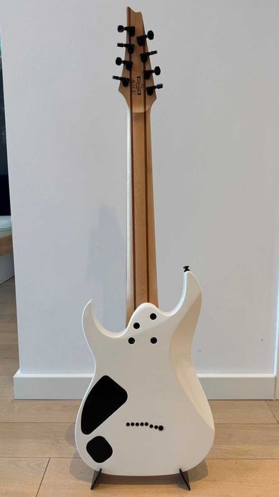 Chitara Ibanez RG8 - WH, 8 corzi
