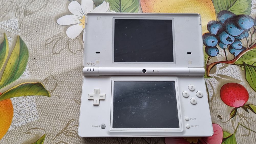 Consola Nintendo dsi alba
