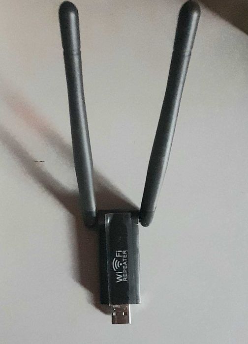 Безжичен WiFi Repeater - повторител