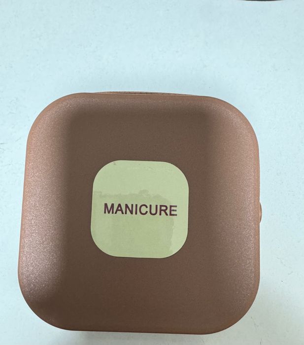 Маникюрный набор в чехле. Новый