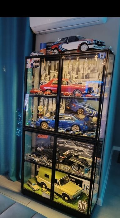 Vitrina pentru machete