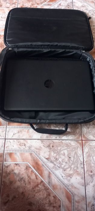 Laptop aproape nouu