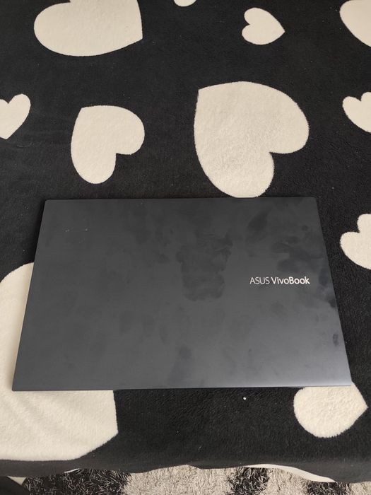 Vând Asus Vivobook 15  x513EA + Windows 11 pro
