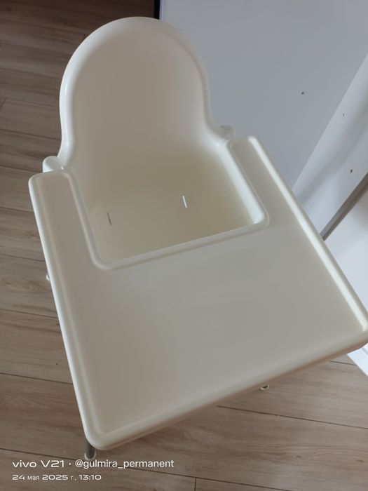 Продам стульчик для кормления ИКЕА