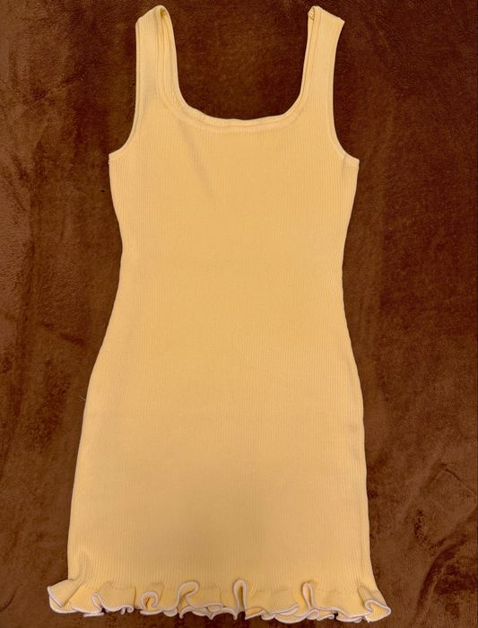 Жълта Рокля