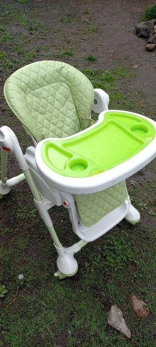 Детское кресло для кормления