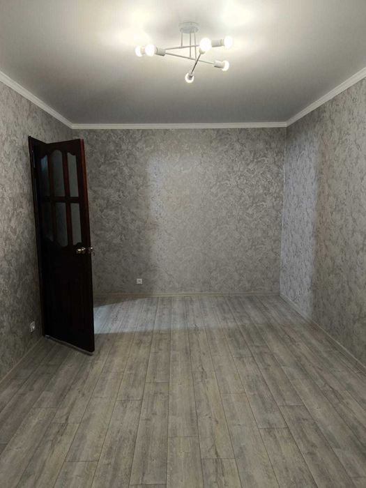 1 комнатная в 7 мкр.