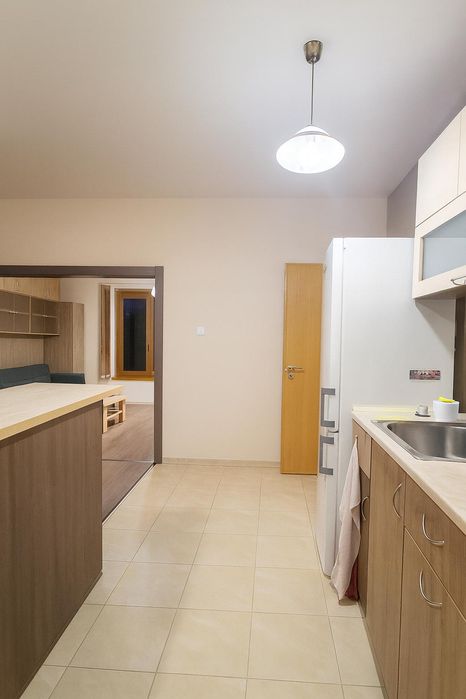 Дава се под наем Тристаен апартамент в Пловдив, Каменица 2 - 96 кв.м за 433.5 € - Снимка #2