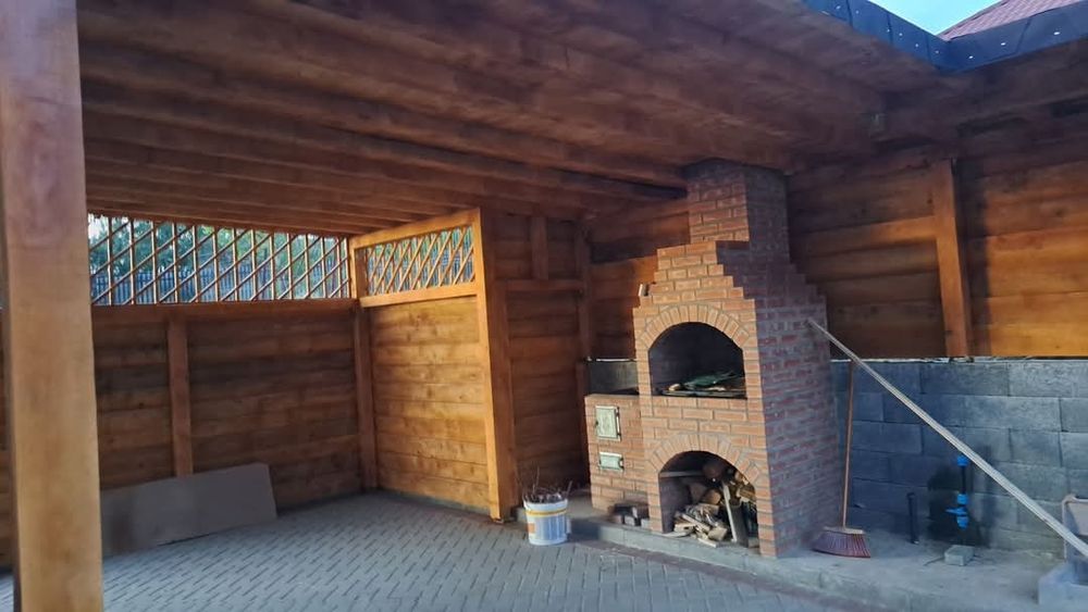 Executam acoperișuri/ terase /reparați