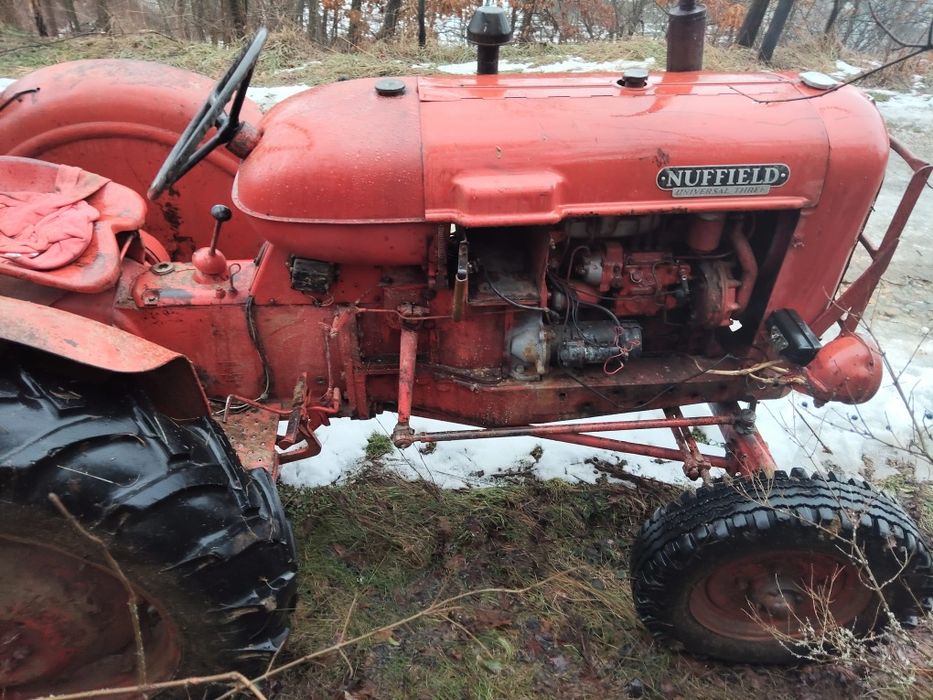 Vand tractor in stare buna de functionare