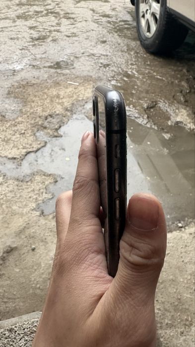 Продам Айфон 11 128гб