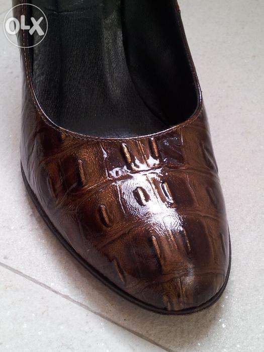 Manas (Italy) Pantof maro deosebit (lucrat manual)