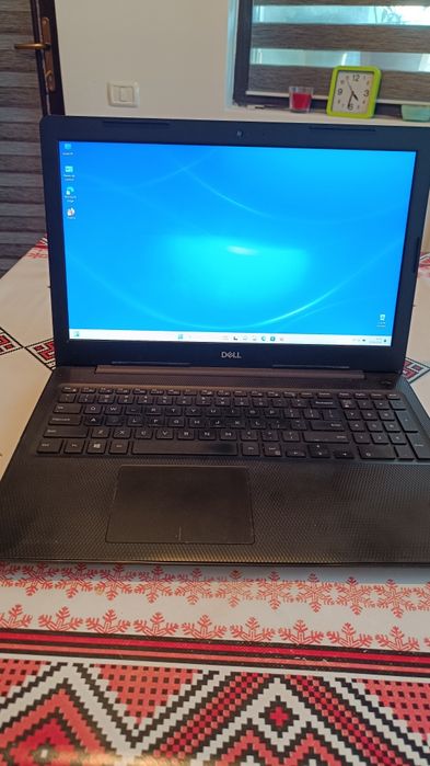 Dell inspiron 3580 ,ecran full HD,ssd 128 GB