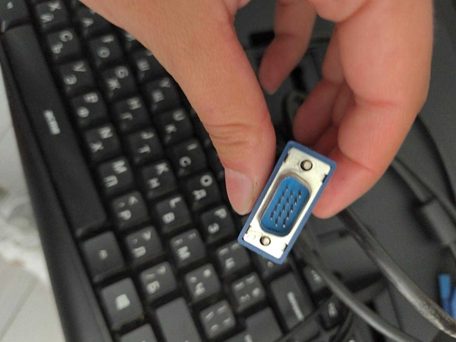 Монитори Acer и HP