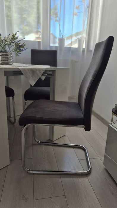 Set 4 scaune Mobexpert