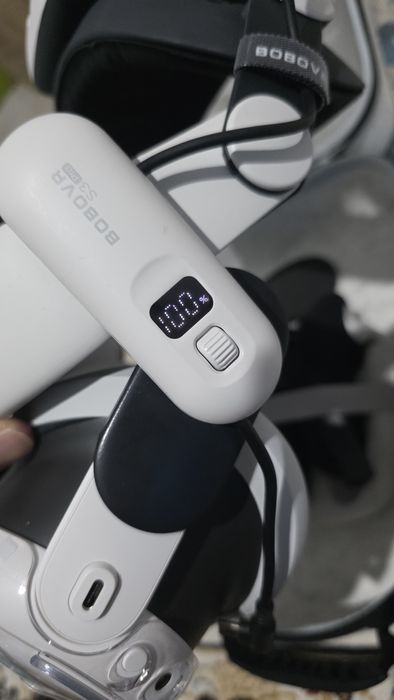 Продаю Meta Quest 3 512GB в отличном состоянии