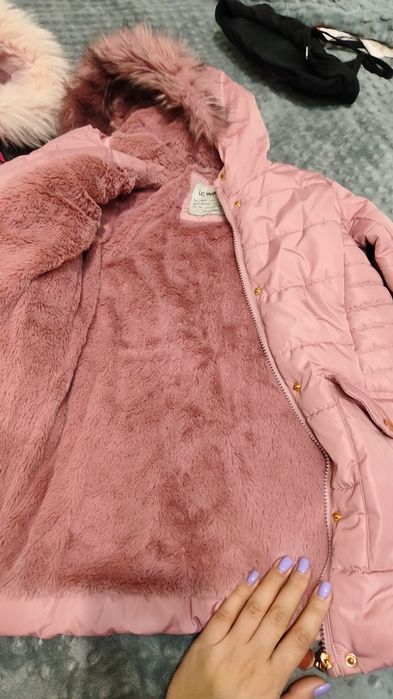 Теплая  куртка длинная для девочек размер 122