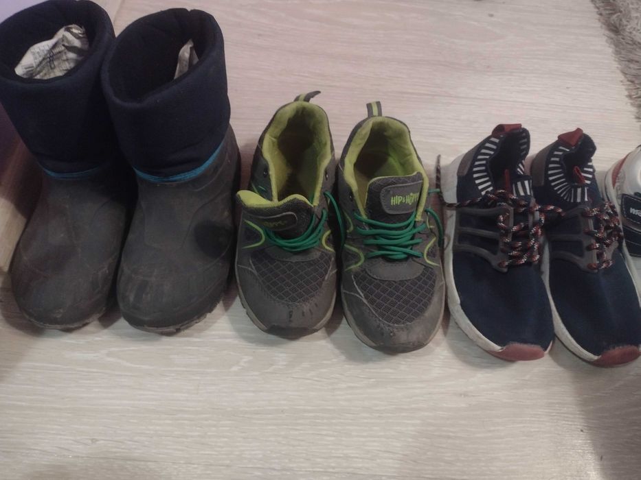 детски сандали, чехли и обувки