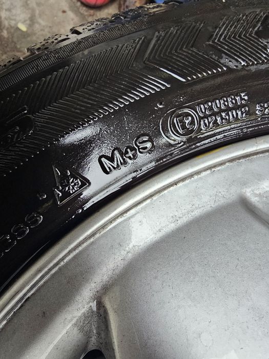 Jante aliaj Opel astra cu cauciucuri M+S