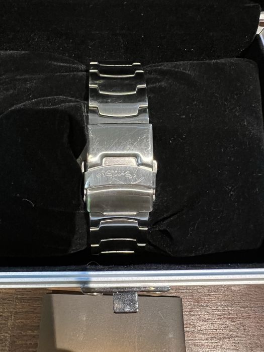намаление!Fender Diamond Anniversary часовник