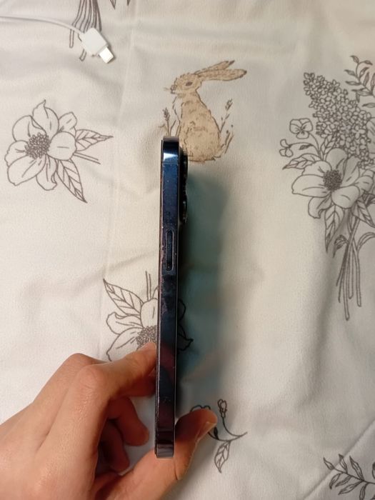 Обмениваю iPhone 14 pro