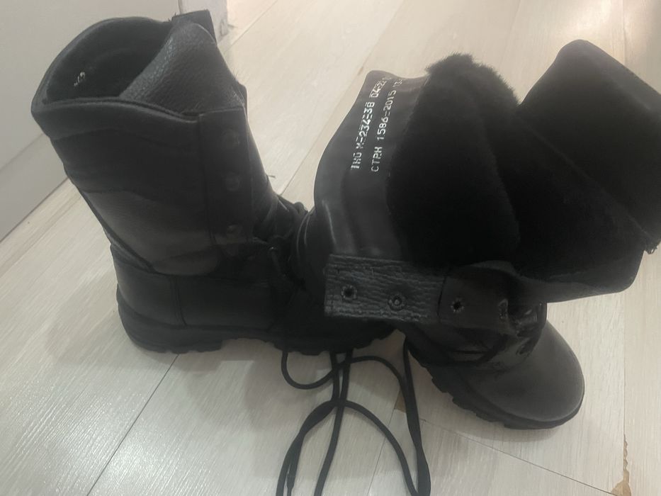 Сапоги зимние теплые , берцы