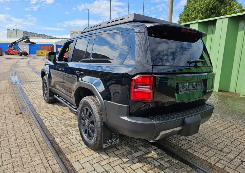 Toyota Land Cruiser Prado 250 в разборе