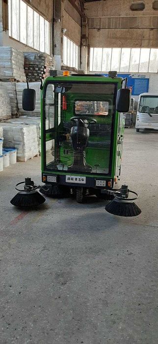 Моющая машина (не требуется водительский права)