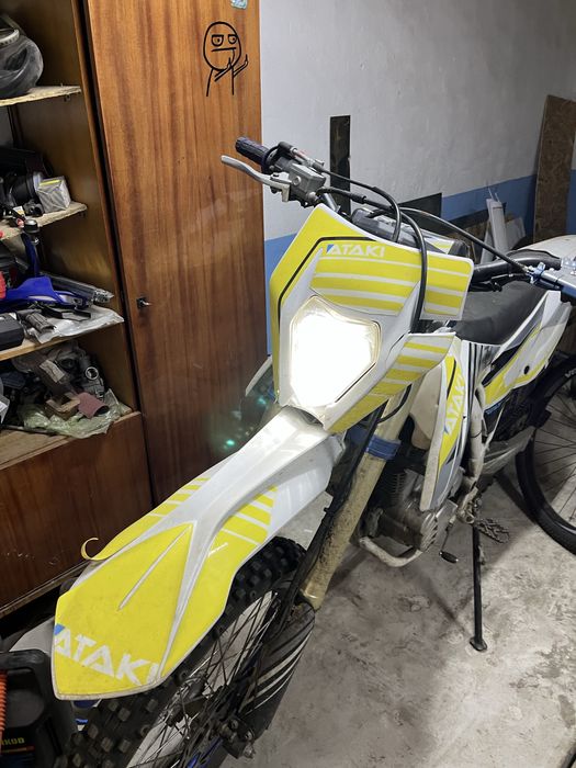 Мотоцикл продам 250сс