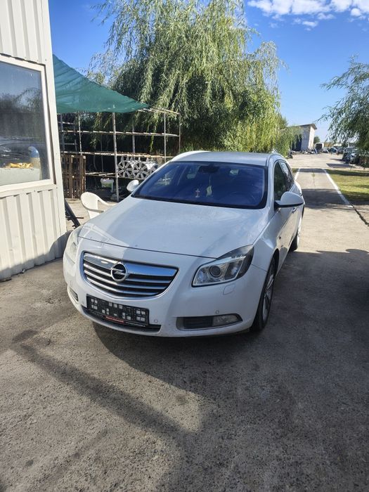 Dezmembrez Opel insignia 2.0 cdti euro 5 cutie automata 4×4