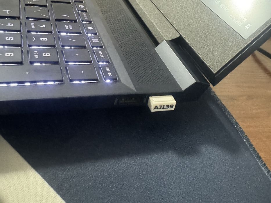 ноутбук HP VICTUS