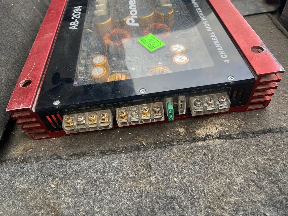 Усилитель четрырех канальный