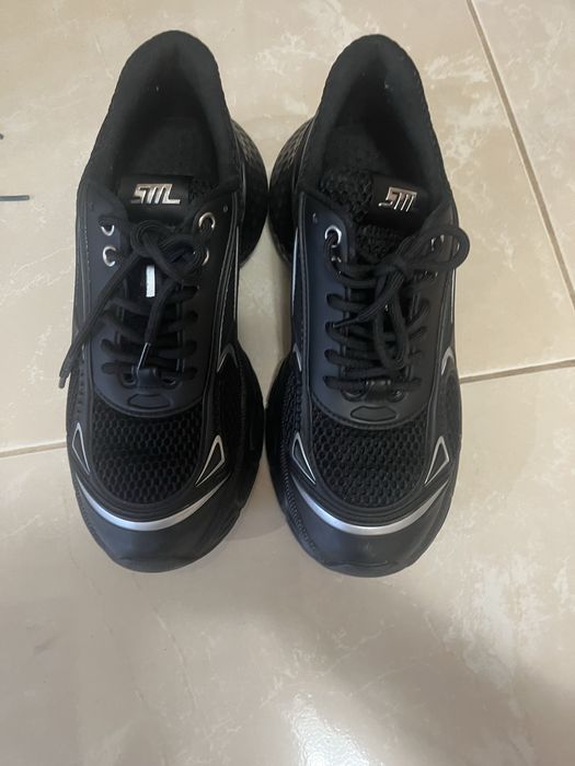 Продавам маратонки Stev madden