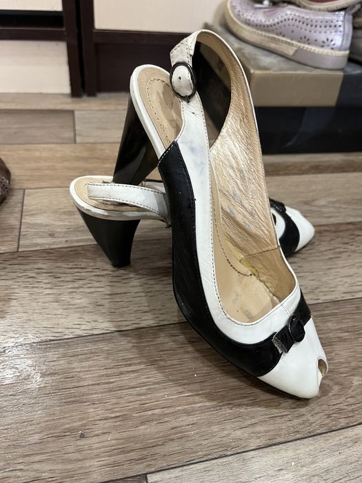 Женская обувь