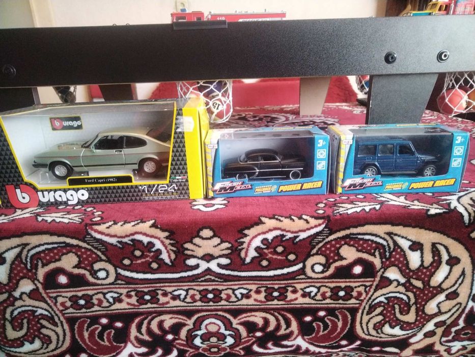 Играчки колички,