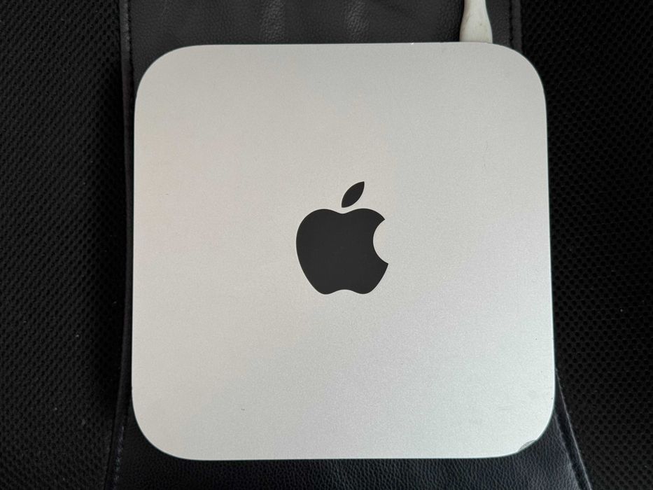 Mac mini 2014 i5 8GB RAM 512GB SSD, работи перфектно