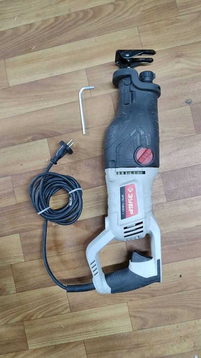 Сабельная пила ЗУБР ЗПС-1400 Э и Штроборез Б/У