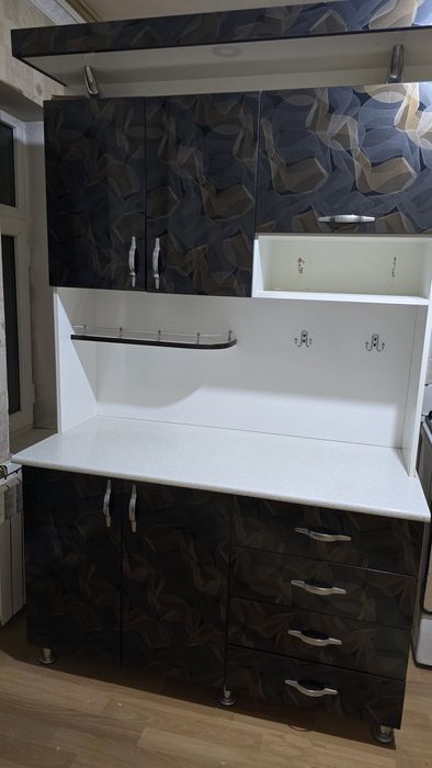 Продаётся кухонный шкаф